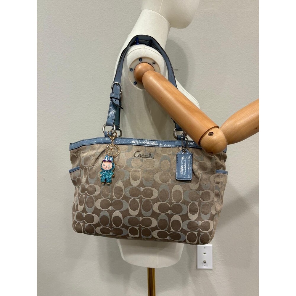 COACH SIGNATURE GALLERY TOTE BAG